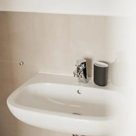 דירה Suits ווינר נוישטאדט