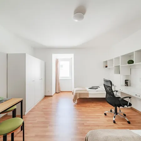 Suits Apartment