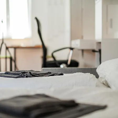 Suits ווינר נוישטאדט