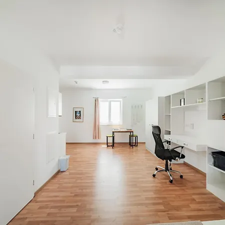 Apartment Suits *