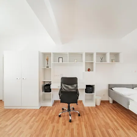 Suits Apartment